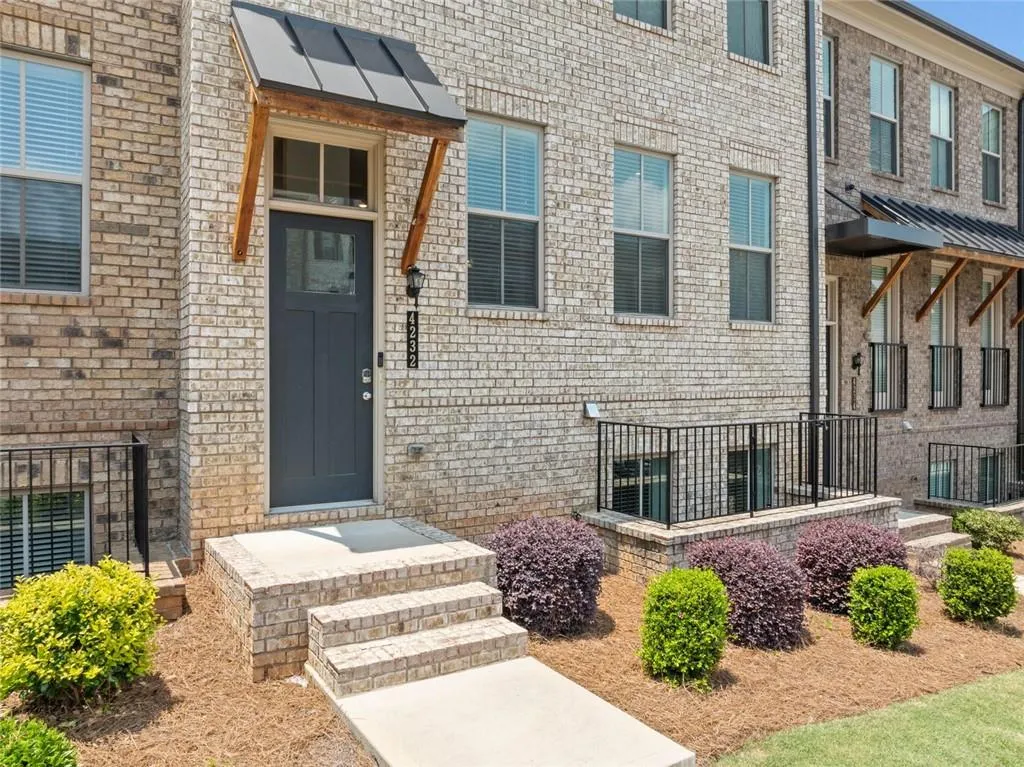 Doraville, Georgia 30360, United States, 4 Bedrooms Bedrooms, ,4 BathroomsBathrooms,Residential,Active,146917