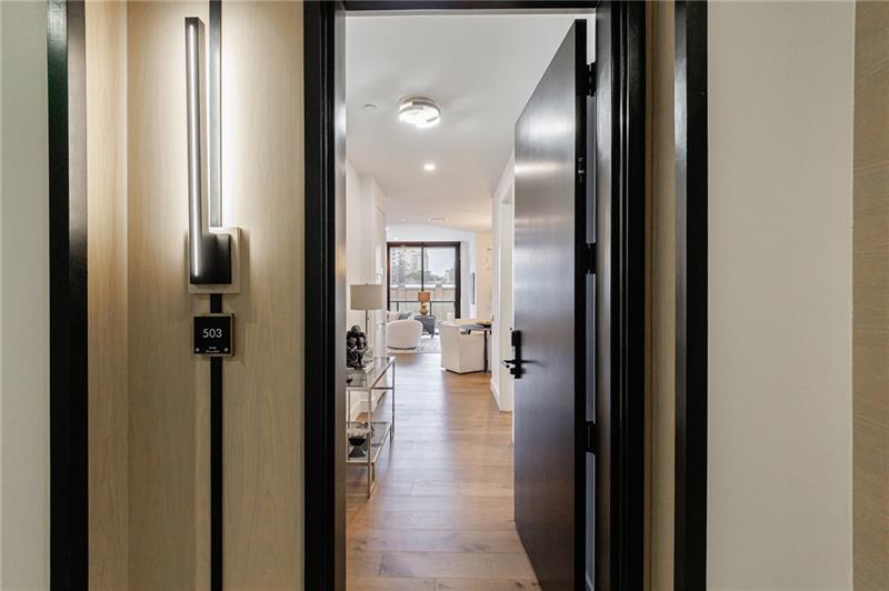 2425 Peachtree Road NE