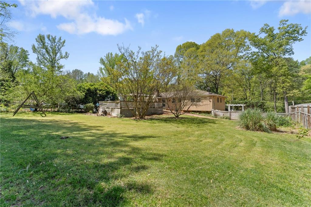 2062 Cezar Drive, Kennesaw, Georgia image 30