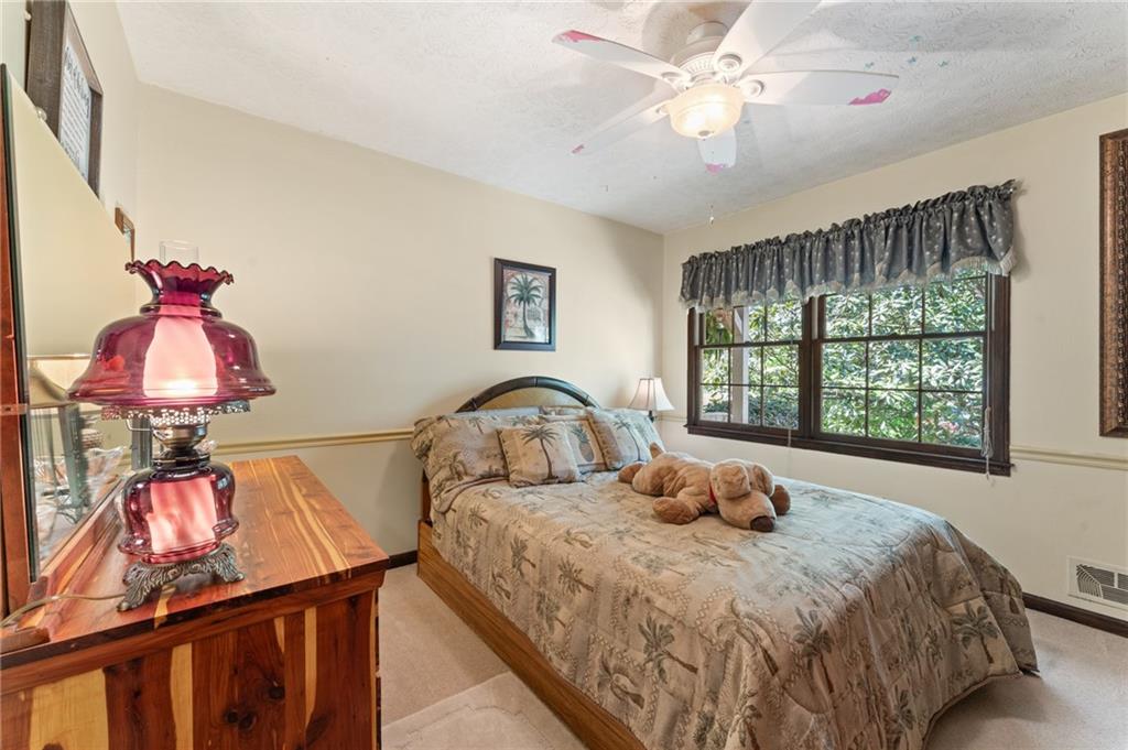 2062 Cezar Drive, Kennesaw, Georgia image 10