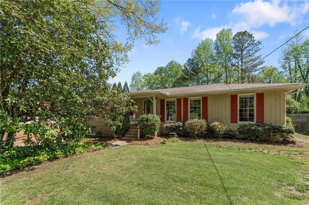 2062 Cezar Drive, Kennesaw, Georgia image 2