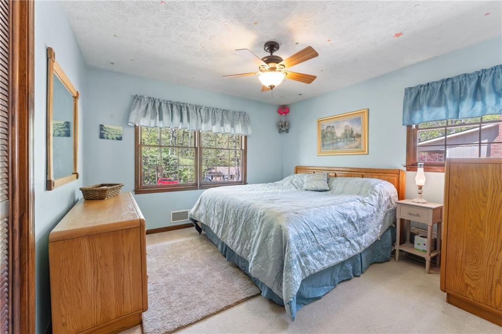 2062 Cezar Drive, Kennesaw, Georgia image 9