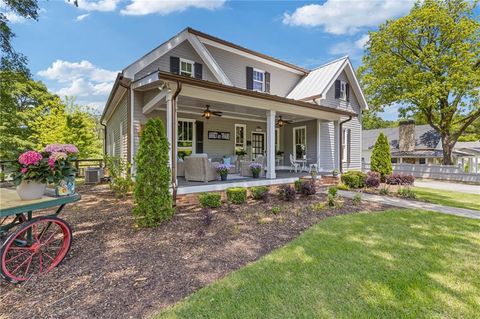 527 Main Street Suwanee GA 30024