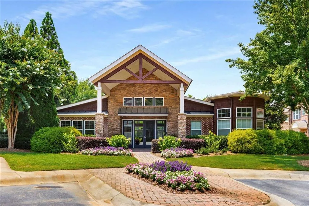 Atlanta, Georgia 30319, United States, 1 Bedroom Bedrooms, ,2 BathroomsBathrooms,Residential,Active,160678