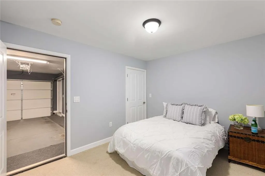 Atlanta, Georgia 30319, United States, 1 Bedroom Bedrooms, ,2 BathroomsBathrooms,Residential,Active,160678