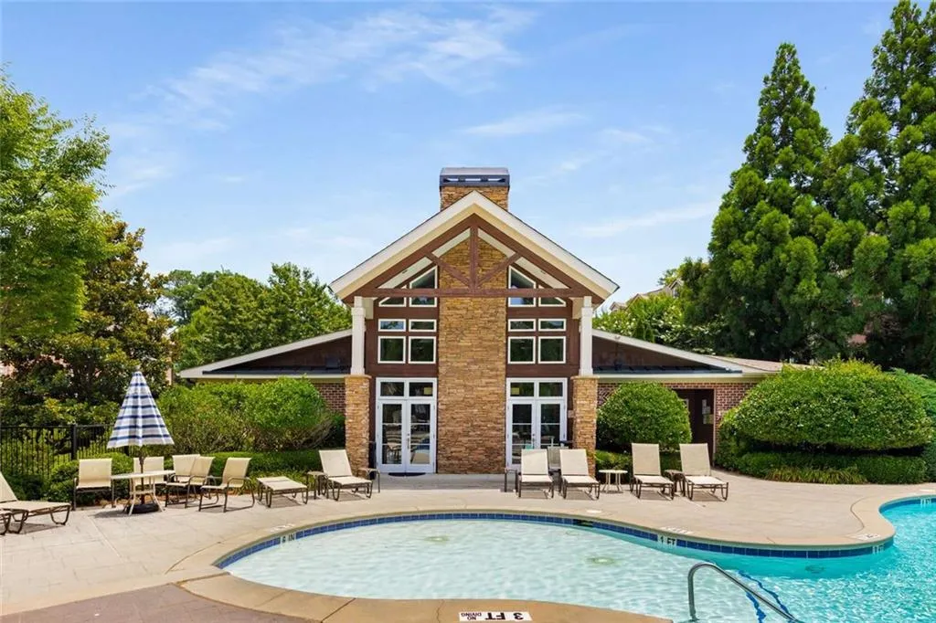 Atlanta, Georgia 30319, United States, 1 Bedroom Bedrooms, ,2 BathroomsBathrooms,Residential,Active,160678