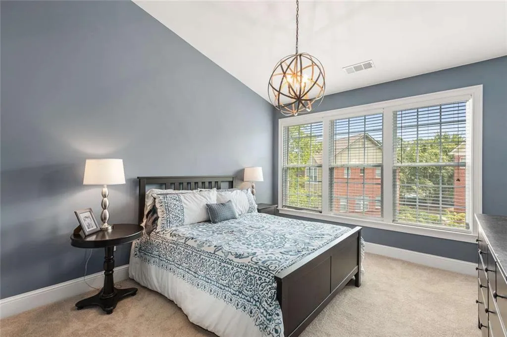 Atlanta, Georgia 30319, United States, 1 Bedroom Bedrooms, ,2 BathroomsBathrooms,Residential,Active,160678