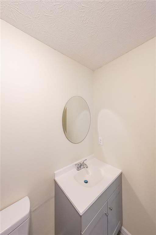 1206 Canyon Point Circle, Roswell, Georgia image 15