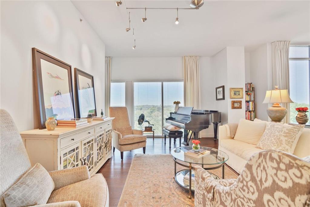 1820 Peachtree Street NW 1008