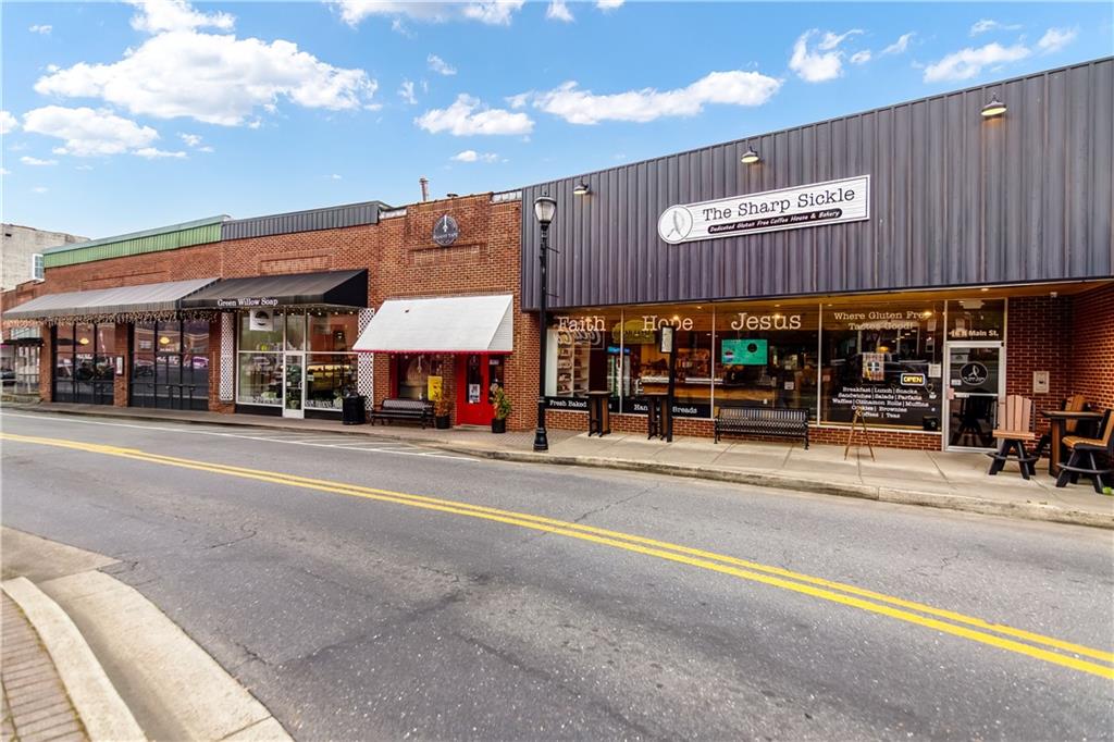 28 N Main Street