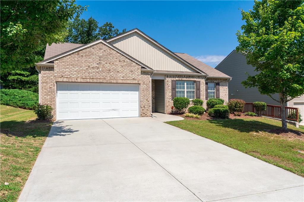 It doesn't get better than this! Freshly updated STEPLESS RANCH, 4 bedroom home thats ready for you to move right in! You'll love the BRAND-NEW LUXURY VINYL PLANK FLOORS, shiny NEW STAINLESS STEEL APPLIANCES, and even the fresh epoxy finish on the garage floor (yep, it looks amazing). With 4 bedrooms, an open layout, and a level backyard that looks out upon a large piece of undeveloped land, there's plenty of space to relax or host friends. Tucked into the peaceful Heritage Pointe neighborhood and super close to I-985, shopping, and schools. Come take a look!