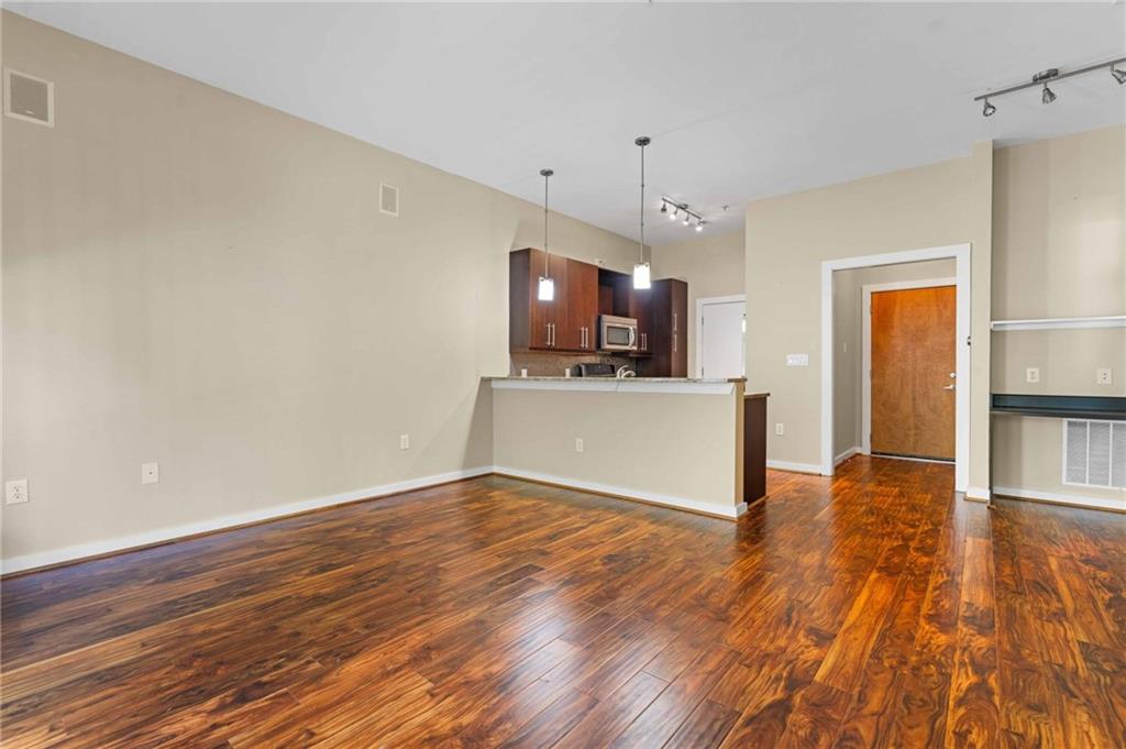 870 Inman Village Parkway NE 204