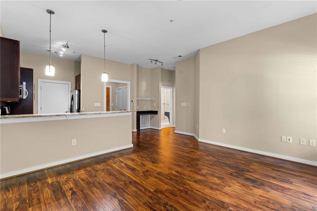 870 Inman Village Parkway NE 204