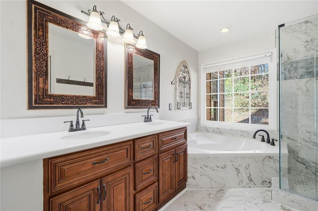 Geneva Woods - Residential