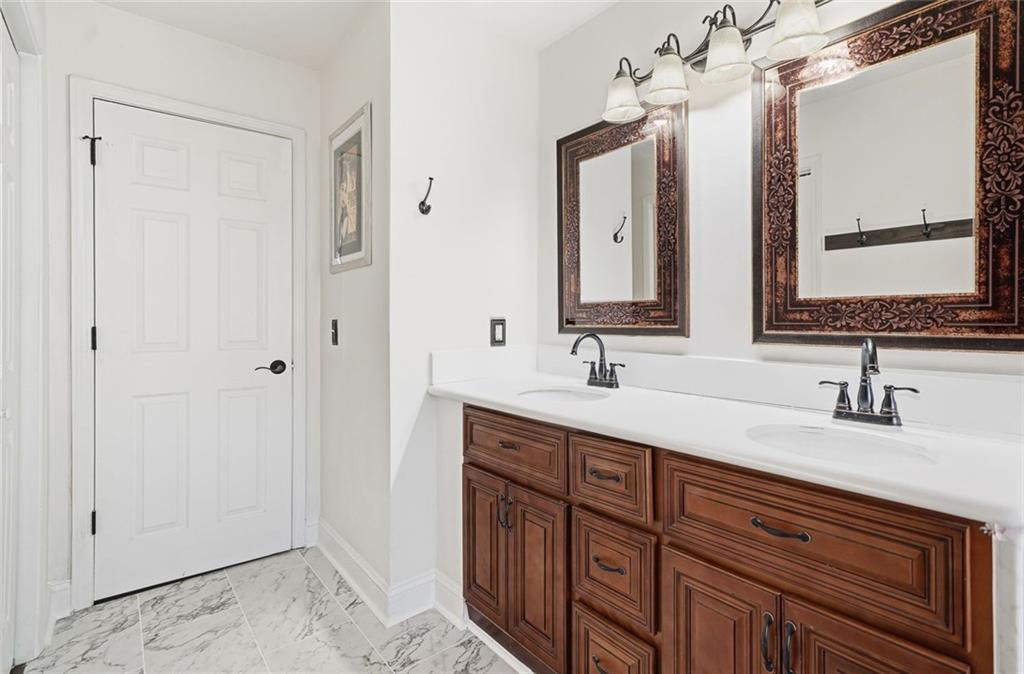 Geneva Woods - Residential