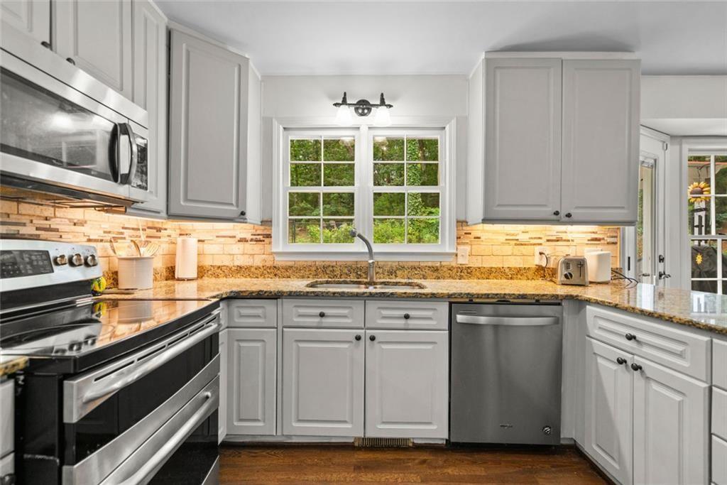 Geneva Woods - Residential