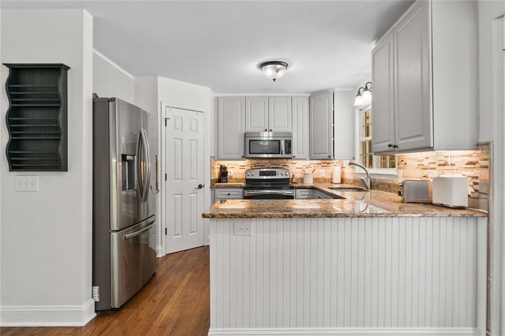 Geneva Woods - Residential