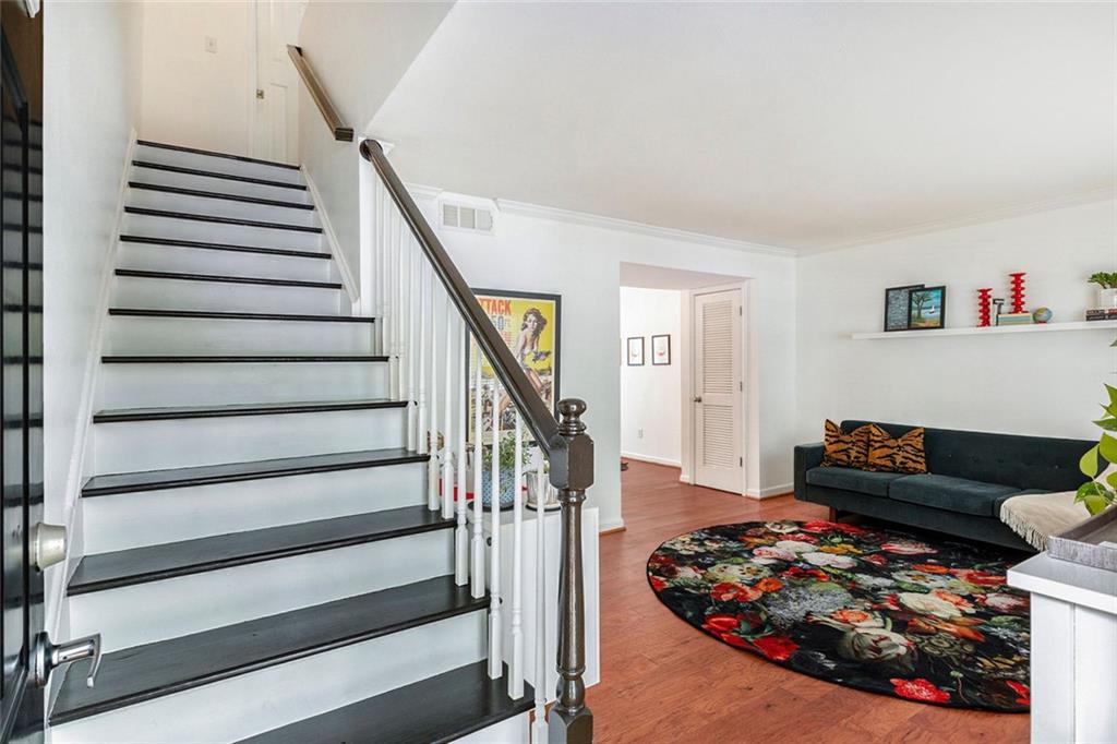 6940 Roswell Road Road 16B