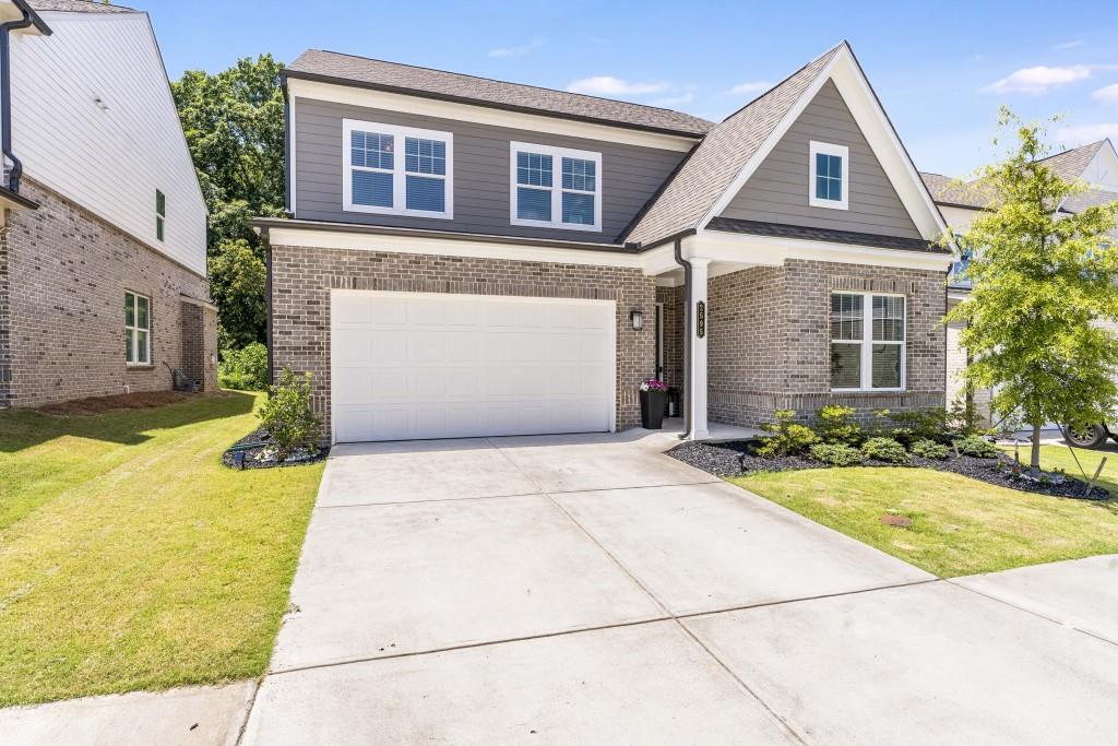 2595 Whistler Way NE