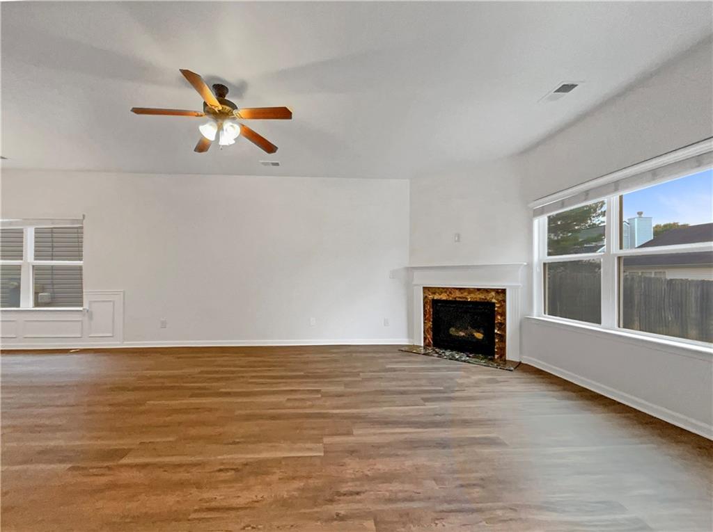 386 Hill Crest Circle