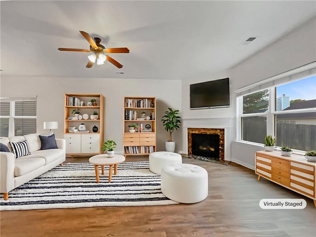 386 Hill Crest Circle