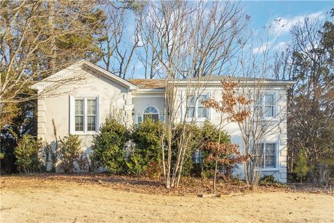 Homes For Sale - 1351 Middleburg Hunt<br/> Lawrenceville, GA 30043