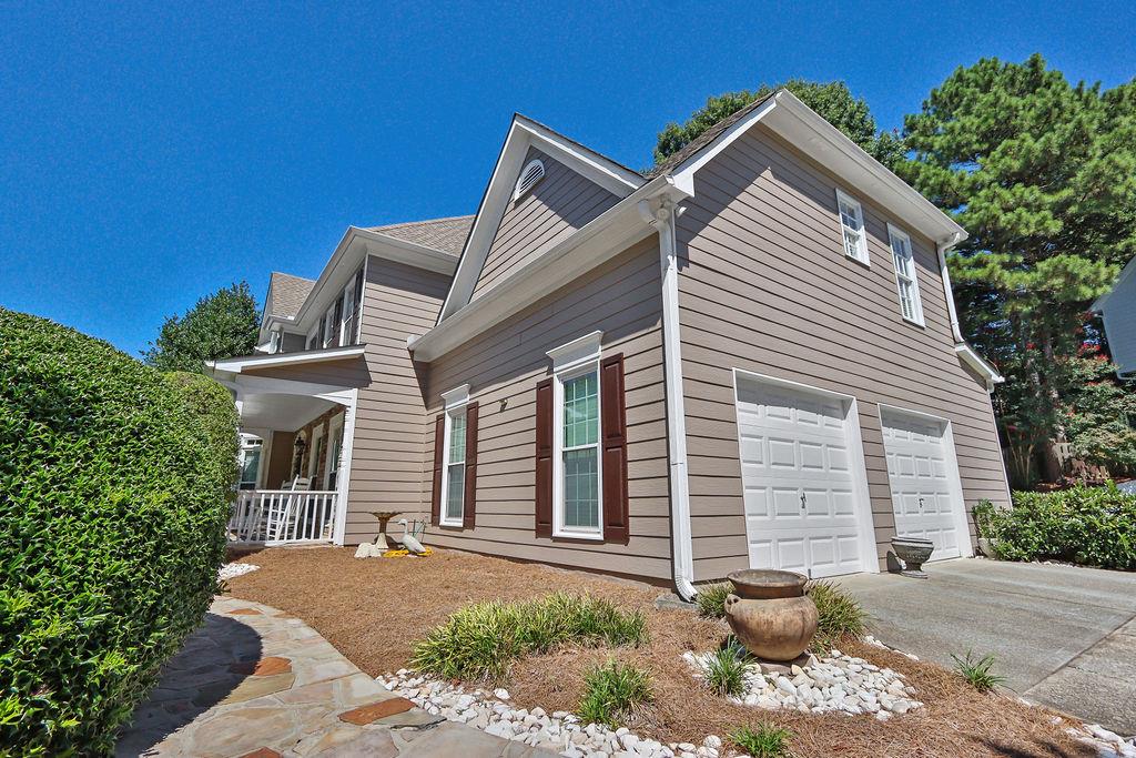 2315 Walnut Grove Way