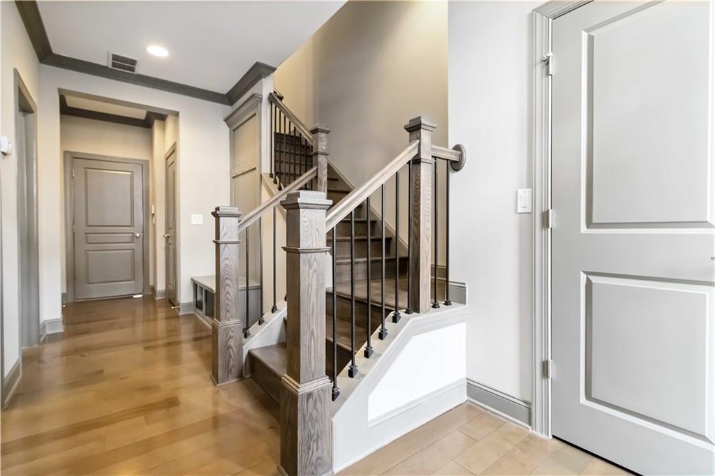 1437 Druid Manor Boulevard NE