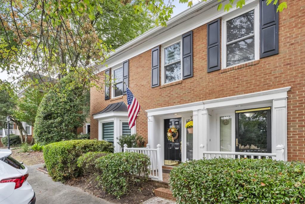 7500 Roswell Road 38