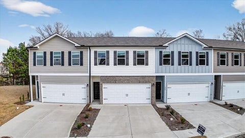 Townhouse For Sale - 142 Brexley Drive<br/> Calhoun, GA 30701
