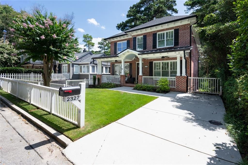 2327 Shenandoah Avenue NE