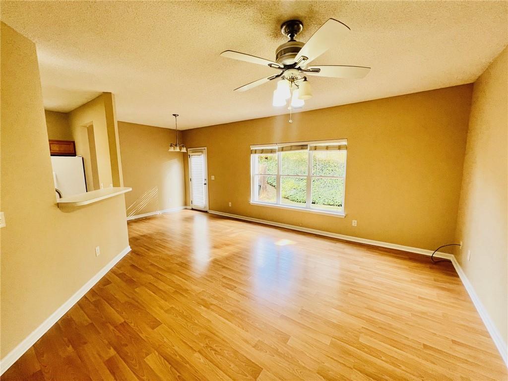 98 Eagle Glen Drive NE