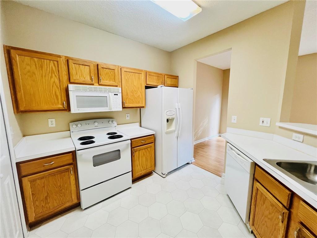 98 Eagle Glen Drive NE