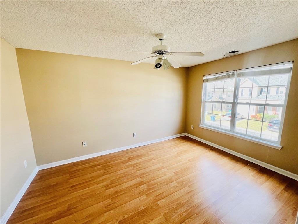 98 Eagle Glen Drive NE