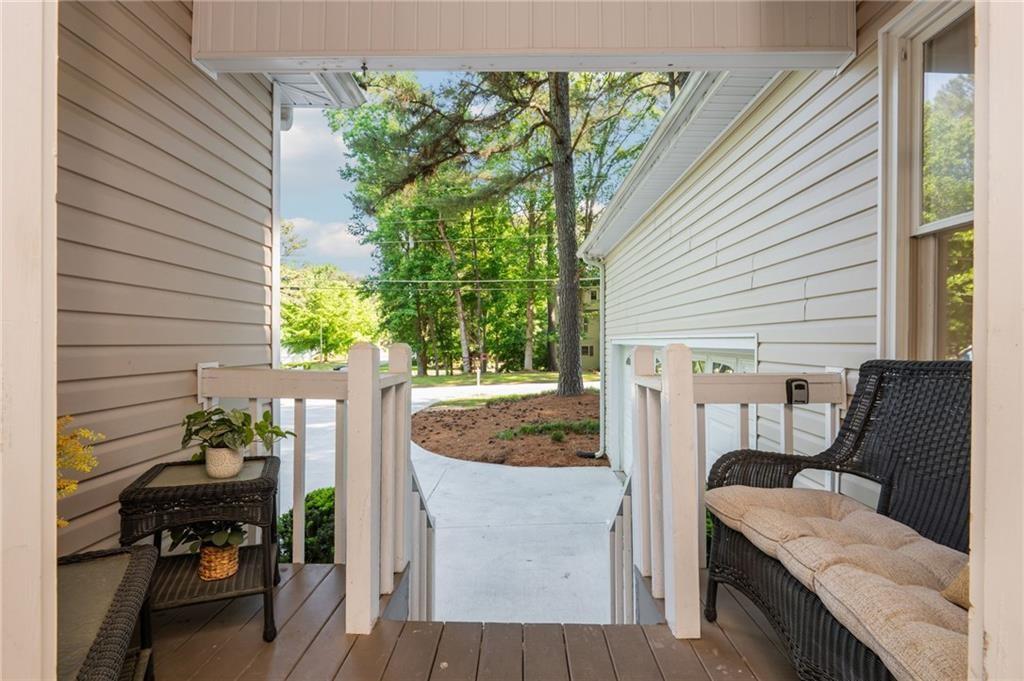 6011 Crabapple Way