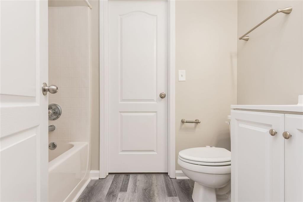 407 Red Coat Lane, Woodstock, Georgia image 22