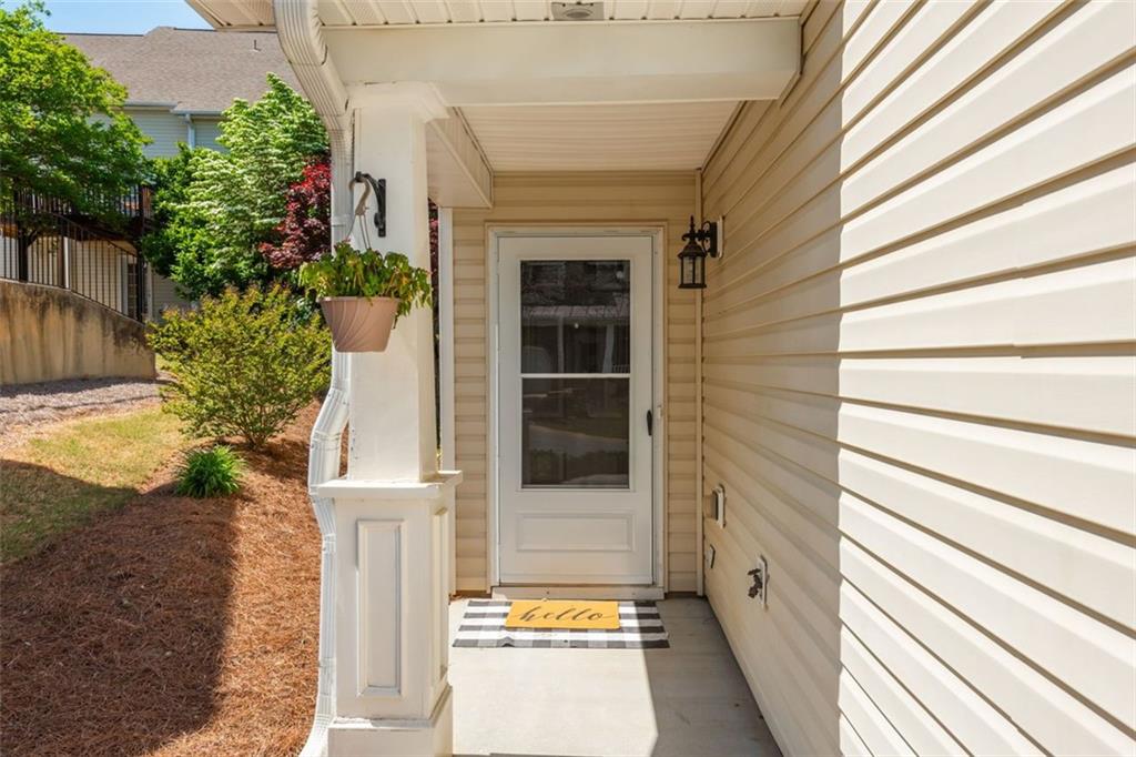 407 Red Coat Lane, Woodstock, Georgia image 5