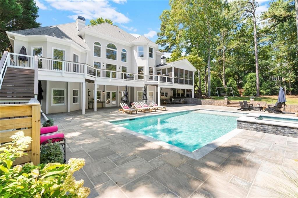 12185 Meadows Lane