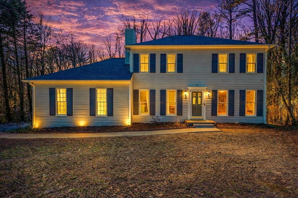 5042 Waterford Drive SW