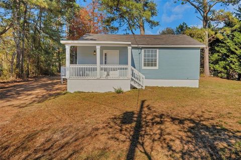 A home in Ellenwood