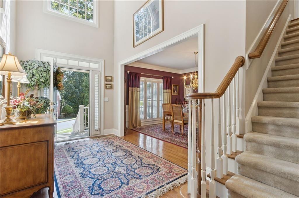 1400 Lamont Circle
