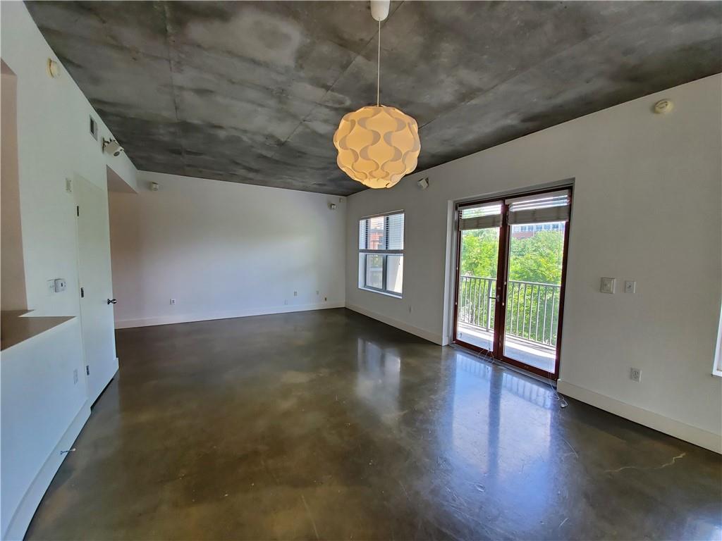 845 Spring Street NW 102