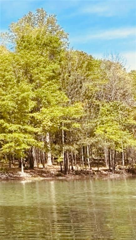 1020 RIVERBEND