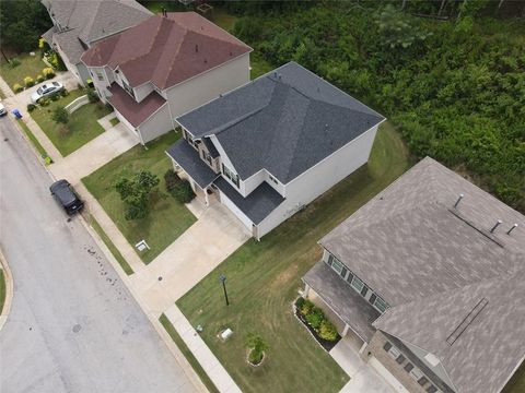 A home in Fairburn