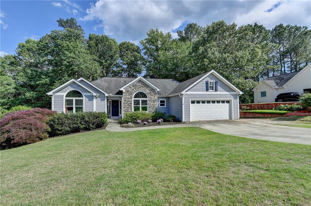 1882 Flowering Drive, Grayson, Georgia image 2