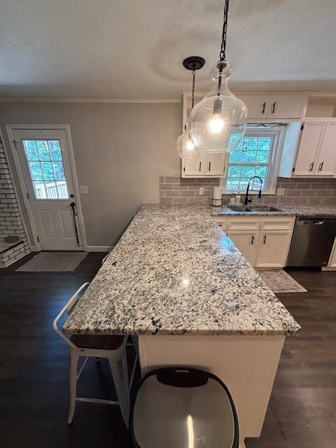 KINGSRIDGE ESTATE - Residential Lease