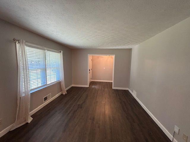 KINGSRIDGE ESTATE - Residential Lease