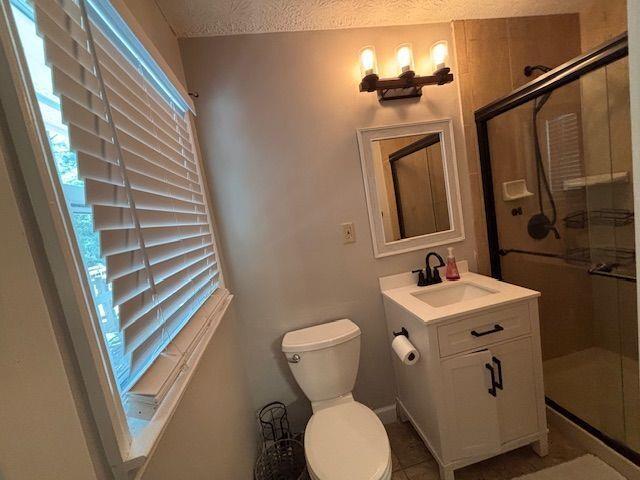 KINGSRIDGE ESTATE - Residential Lease