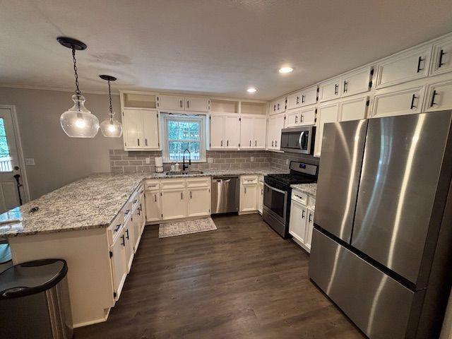 KINGSRIDGE ESTATE - Residential Lease