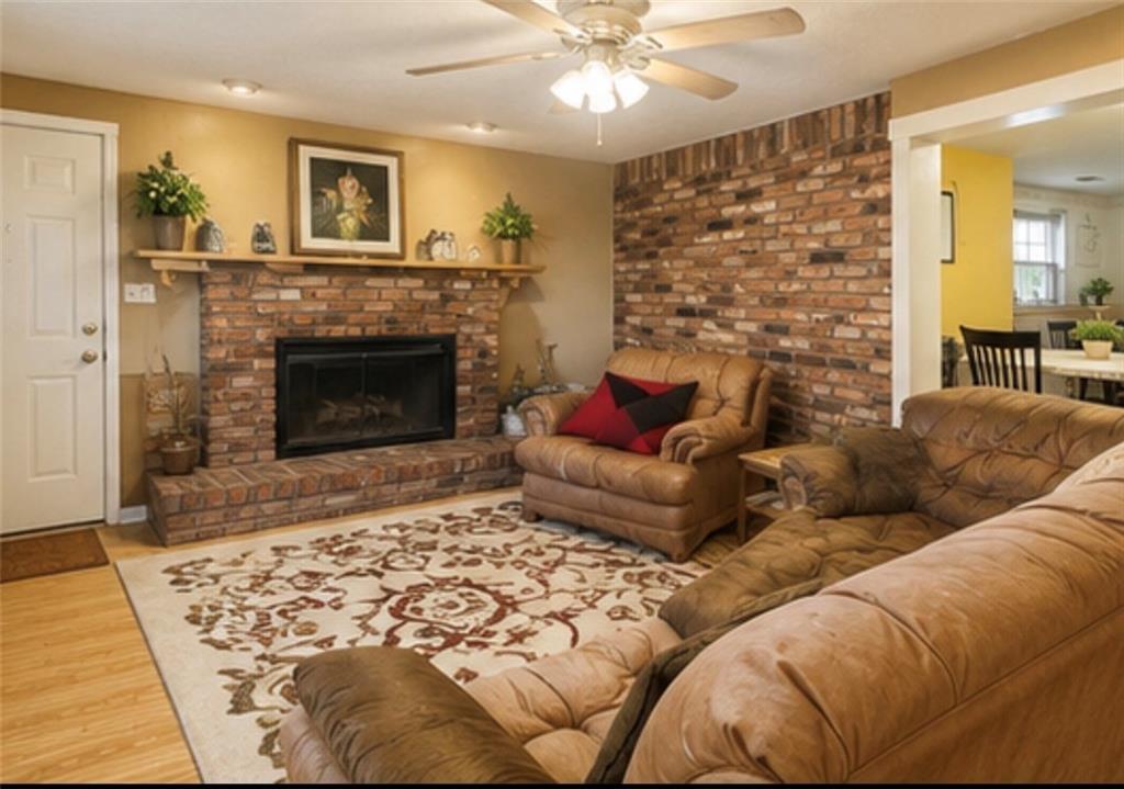963 Rambling Rose Court NW